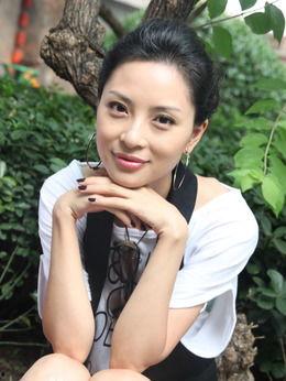 演员曹露个人资料,光影交织下的璀璨星途