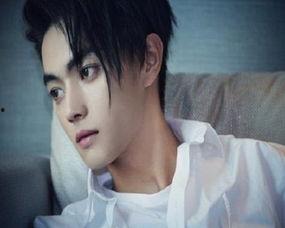 吃瓜娱乐间许凯,吃瓜娱乐间，揭秘明星背后的故事